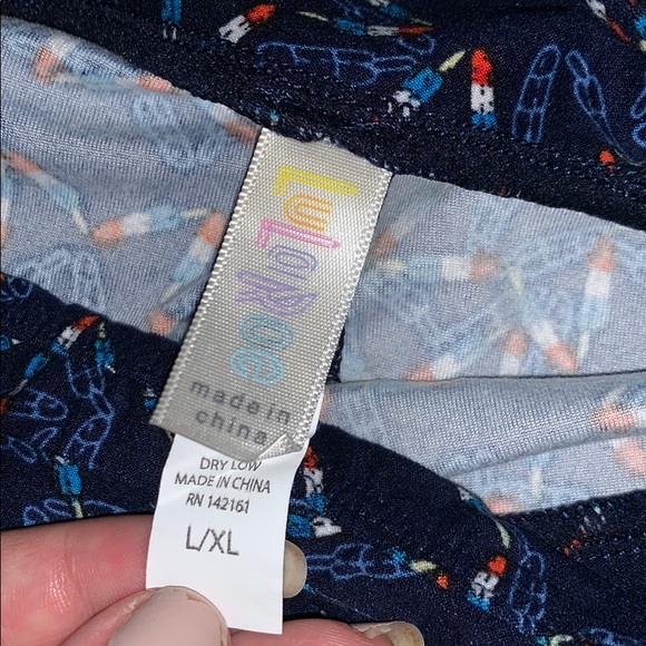 LuLaRoe star/popsicle leggings Sz L/XL - Picture 4 of 4